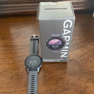 Garmin Forerunner 255 with Original Box and Charger